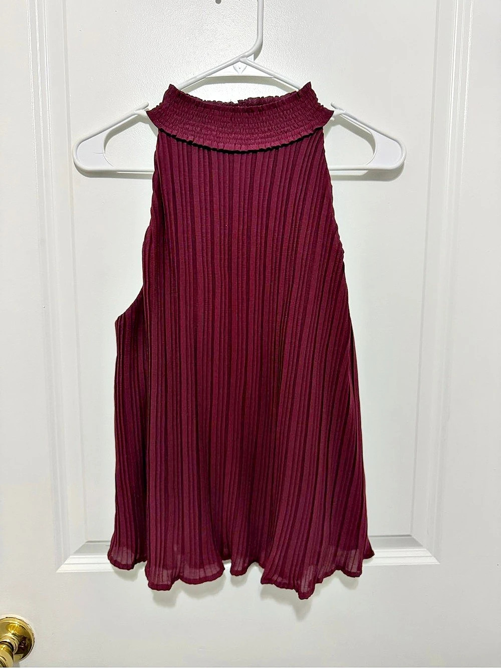 She + Sky Pleated Halter Tank in Purple Size Medium